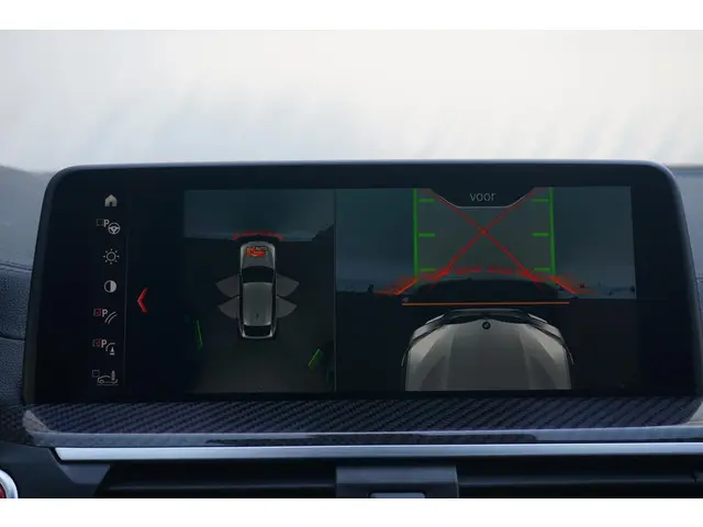 BMW X4 M Competition 2020 Benzine 27