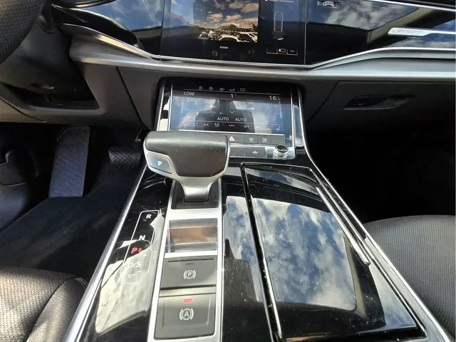 Audi Q8 5.0TDI 286PK QUATTRO 2019 Hybride Diesel 38