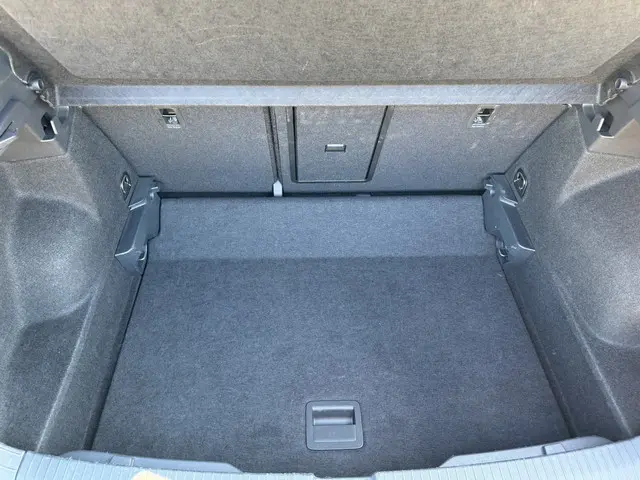 Volkswagen T-Roc 1.5 TSI Life Business 2024 Benzine 10