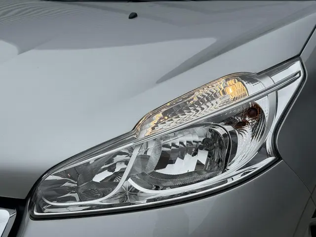 Peugeot 208 1.2 PureTech Style Pack 2015 Benzine 25