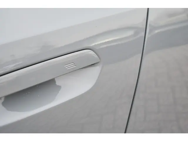 BMW M5 Touring 2025 Hybride Benzine 88