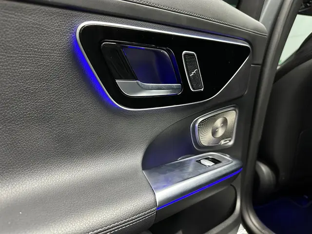 Mercedes-Benz C-Klasse 300 AMG Line 2021 Benzine 11