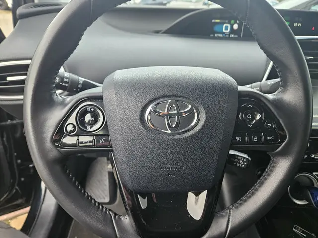 Toyota Prius 1.8 Plug-in Dynamic 2022 Hybride Benzine 22
