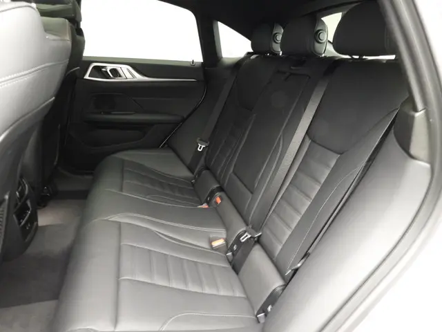 BMW i4 Gran Coupe eDrive35 2024 Elektrisch 8