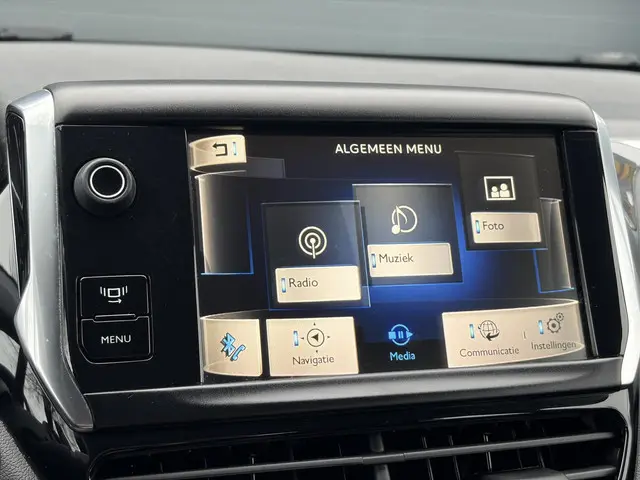 Peugeot 208 1.2 e-VTi Blue Lease 2013 Benzine 13