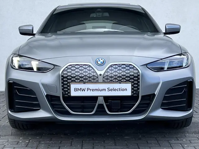 BMW i4 eDrive35 70 kWh 2024 Elektrisch 8
