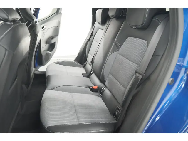 Renault Clio TCe 90 GPF Techno 2024 Benzine 33