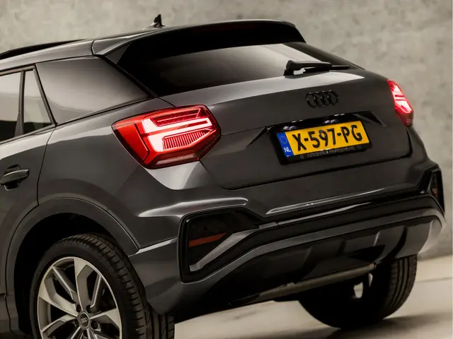 Audi Q2 35 TFSI S-Line Sport 2020 Benzine 15