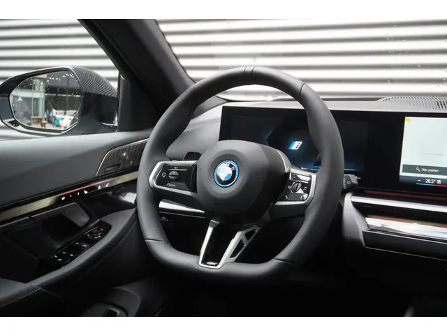 BMW i5 Touring eDrive40 2026 Elektrisch 23