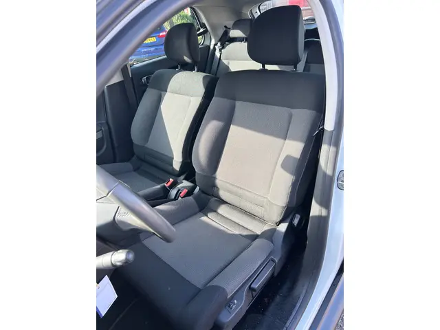 Citroën C4 Cactus 1.2 PureTech Business 2015 Benzine 8