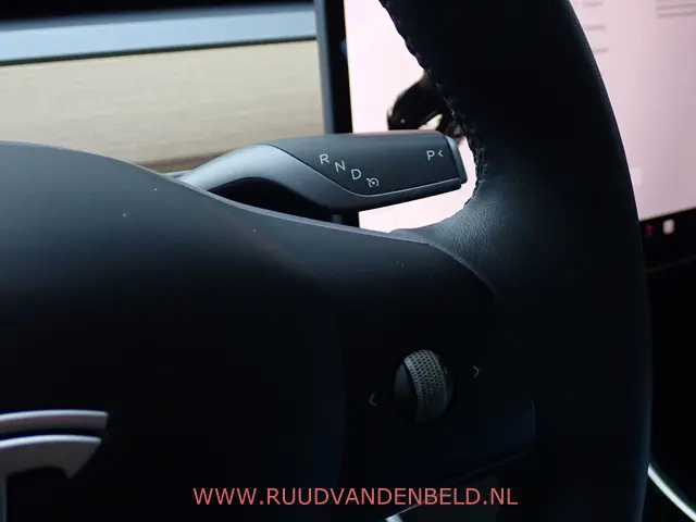 Tesla Model 3 SR+ 60KWH 2019 Elektrisch 28