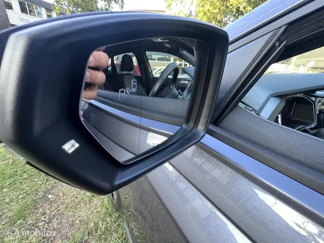 Volkswagen Polo 1.0 TSI R-Line Business 2022 Benzine 19