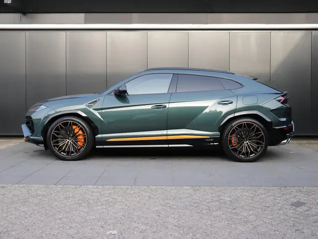 Lamborghini Urus 4.0 V8 Hybrid SE 2026 Hybride Benzine 2