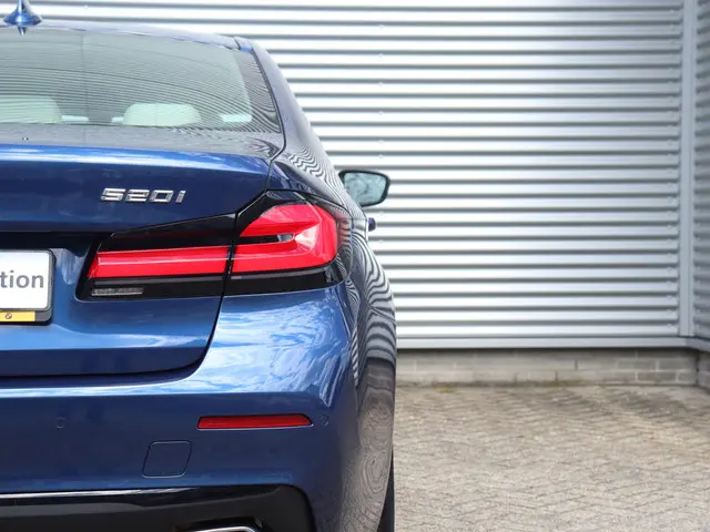 BMW 5 Serie Sedan 520i 2020 Benzine 34