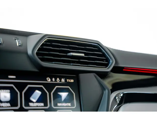 Lamborghini Urus 4.0 V8 2019 Benzine 38