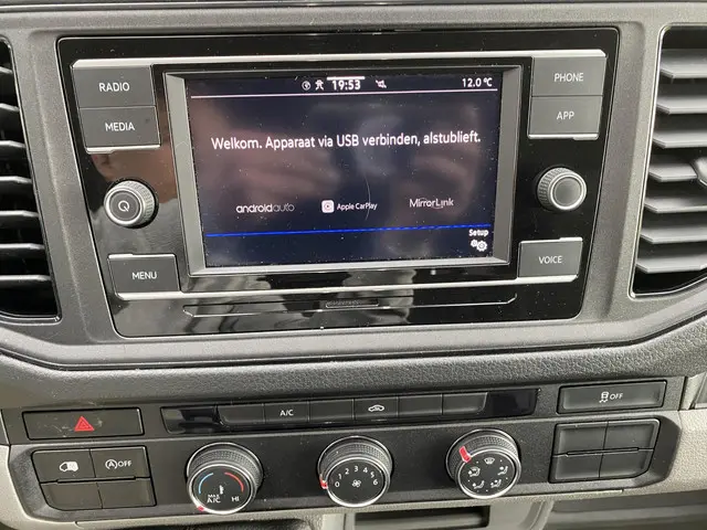 Volkswagen Crafter 35 2.0 TDI L5H3 Highline 2022 Diesel 11