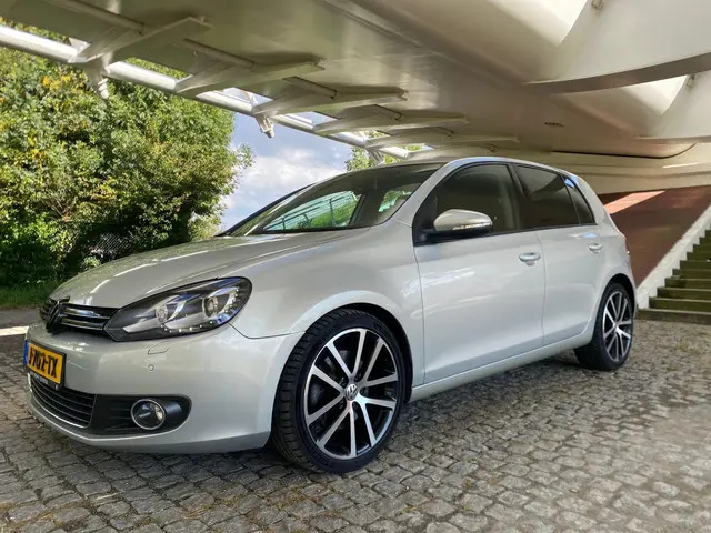 Volkswagen Golf 1.4 TSI Highline Automaat 2012 Benzine 4
