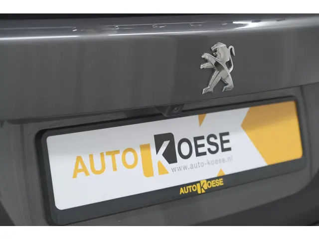 Peugeot 2008 PureTech 102 Allure Pack 2021 Benzine 19