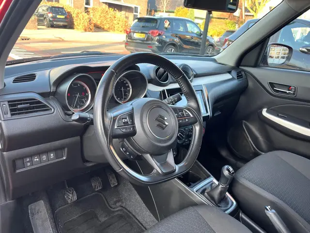 Suzuki Swift 1.2 Select Smart Hybrid 2021 Benzine 10