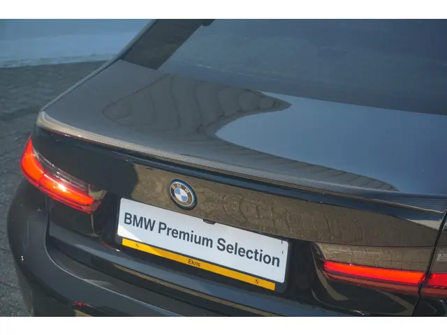 BMW 3 Serie Sedan 320e 2025 Hybride Benzine 36