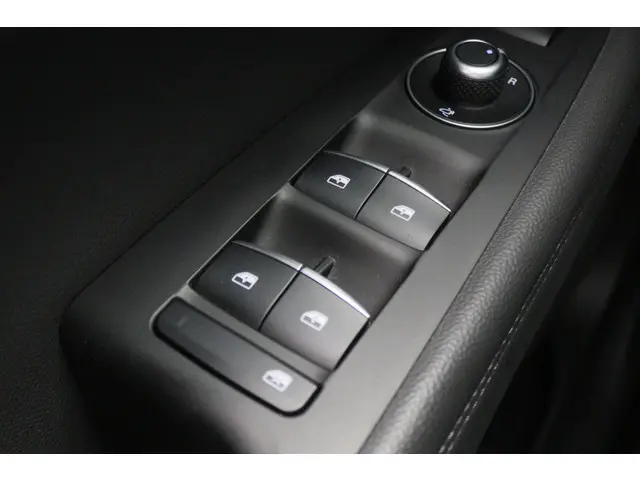 Alfa Romeo Stelvio 2.0 T AWD First Edition 2017 Benzine 32