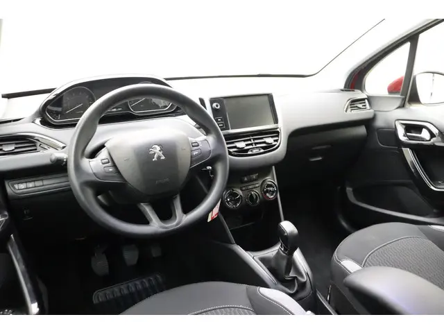 Peugeot 208 1.2 PureTech Blue Lion 2017 Benzine 7
