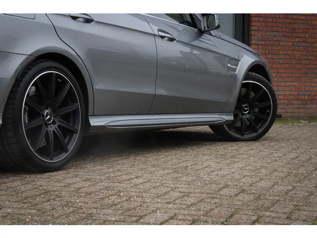 Mercedes-Benz E-Klasse Estate AMG 63 4MATIC 2014 Benzine 59
