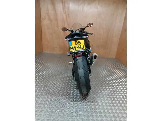 BMW S 1000 RR S 1000 RR 2024 Benzine 8