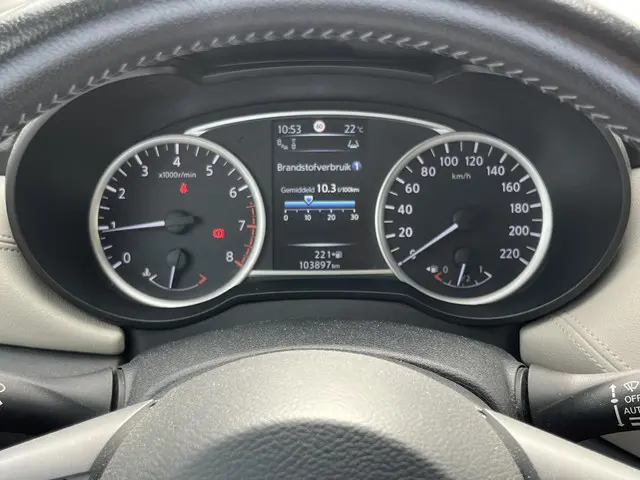 Nissan Micra 0.9 IG-T Tekna 2017 Benzine 58