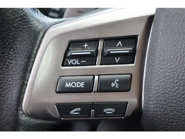 Subaru Forester 2.0 Executive 2013 Benzine 33