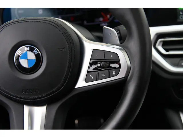 BMW 3 Serie 330i High Executive 2019 Benzine 34