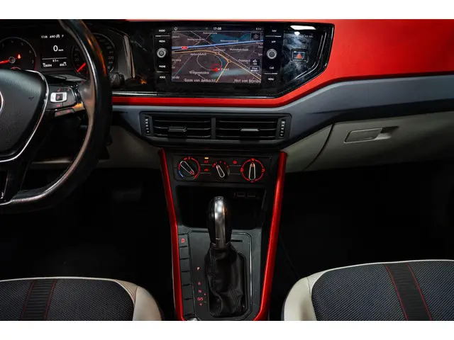 Volkswagen Polo 1.0 TSI BEATS|PANO|AUT 2019 Benzine 15
