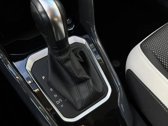 Volkswagen T-Roc 1.5 TSI Sport 2019 Benzine 15