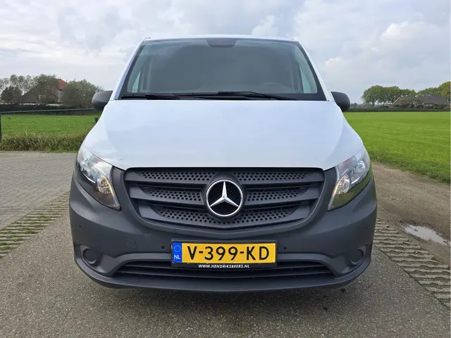 Mercedes-Benz Vito 111 CDI L2 H1 2017 Diesel 10