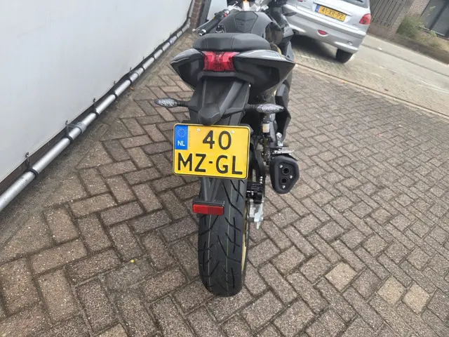 TRMotor TR125-2 TR 125-2 Black edtion 2025 Benzine 36