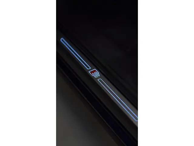 Audi Q3 45 TFSI e S line 2022 Hybride Benzine 28