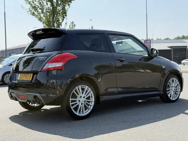 Suzuki Swift 1.6 Sport 2012 Benzine 6