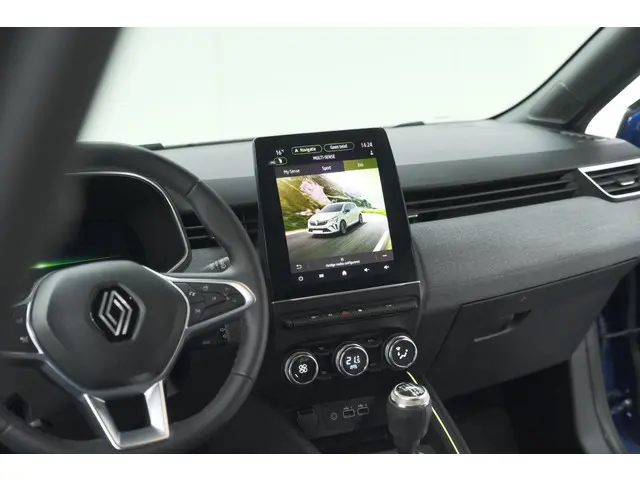 Renault Clio TCe 90 GPF Techno 2024 Benzine 65
