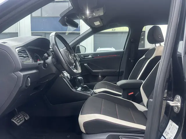 Volkswagen T-Roc 2.0 TSI 4Motion / R Line 2018 Benzine 10
