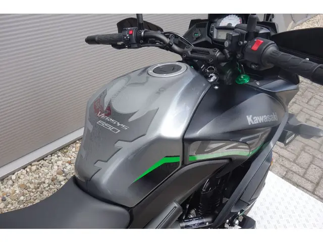 Kawasaki Versys 650 GRAND TOURER 2019 Benzine 13