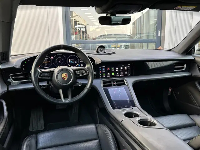 Porsche Taycan 4S Performance 84 kWh 2020 Elektrisch 3