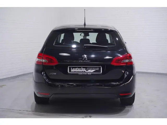Peugeot 308 1.5 HDI Active Pack 2020 Diesel 8