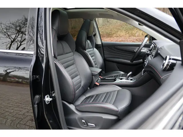 MG EHS 1.5 TGDI Luxury 2022 Hybride Benzine 12