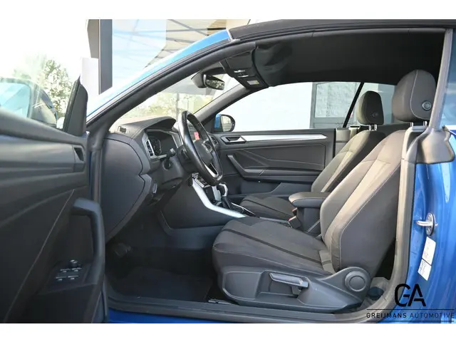 Volkswagen T-Roc Cabrio 1.5 TSI Style 2023 Benzine 4