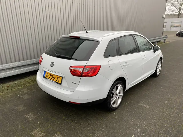 SEAT Ibiza 2