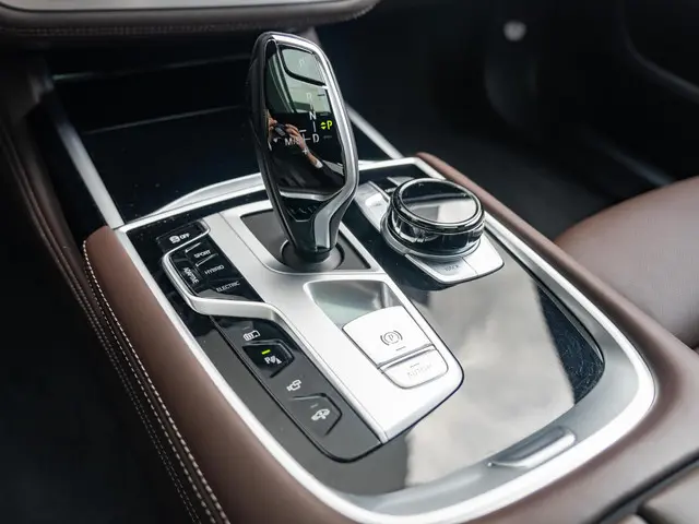 BMW 7 Serie Sedan 745e 2021 Hybride Benzine 35
