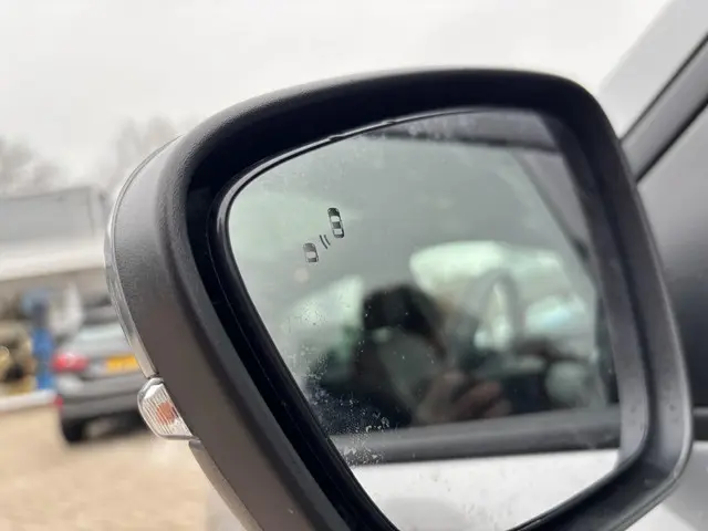 Ford Kuga 2.5 PHEV ST-Line X 2025 Hybride Benzine 22