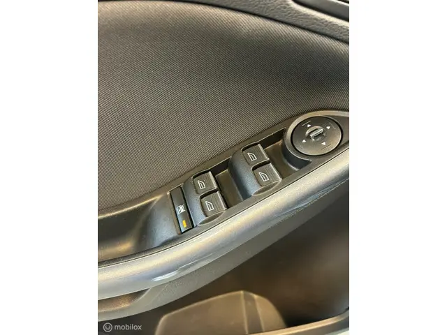 Ford Focus Wagon 1.0 EcoBoost Titanium 2013 Benzine 8