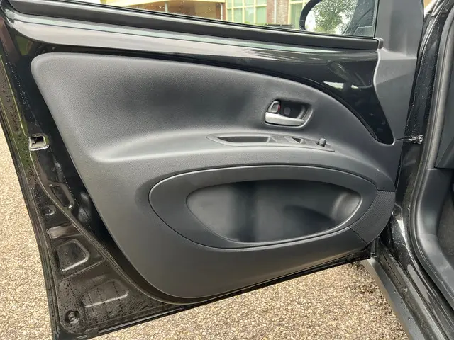 Toyota Aygo X 1.0 VVT-i MT Pulse BTW Auto 2025 Benzine 6