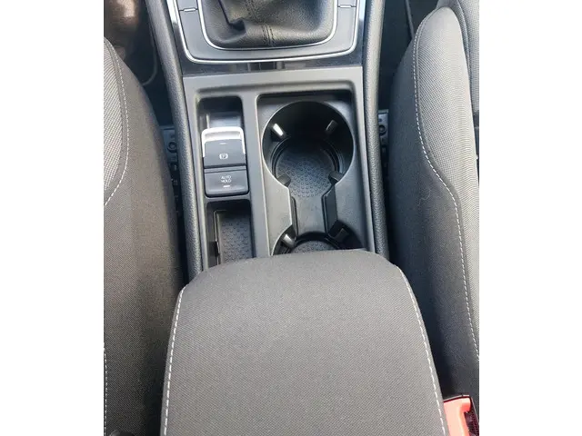 Volkswagen Golf 1.5 TSI Highline 2019 Benzine 22